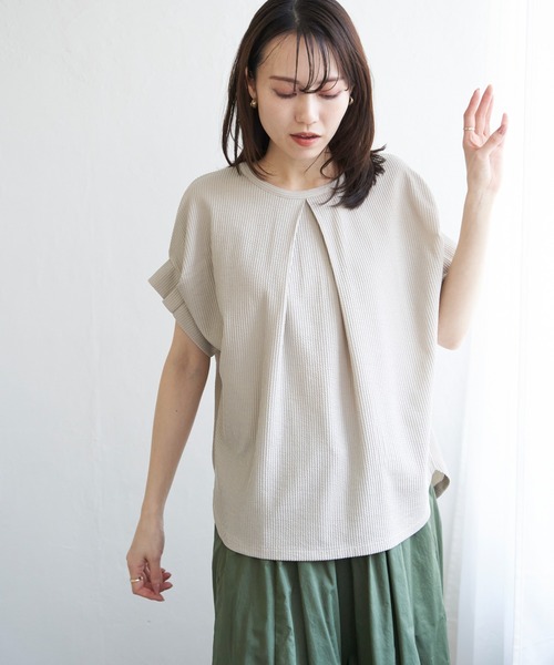 ikka(イッカ)の「シアサッカー2WAY袖タックプルオーバー(Tシャツ/カットソー・レディース・ブルー/オレンジ/ブラック/ベージュ/ネイビー・L/M/S)」の6枚目の写真