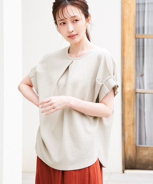 ikka(イッカ)の「シアサッカー2WAY袖タックプルオーバー(Tシャツ/カットソー・レディース・ブルー/オレンジ/ブラック/ベージュ/ネイビー・L/M/S)」の14枚目の写真