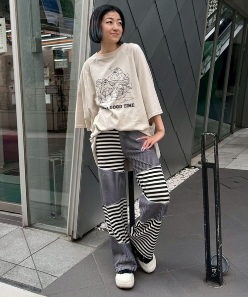 Candy Stripper(キャンディストリッパー)の「MUSHROOM TWINS OVER SIZE RAGLAN トップス(Tシャツ/カットソー・レディース・ライトベージュ/グリーン/ブラウン・FREE)」の6枚目の写真