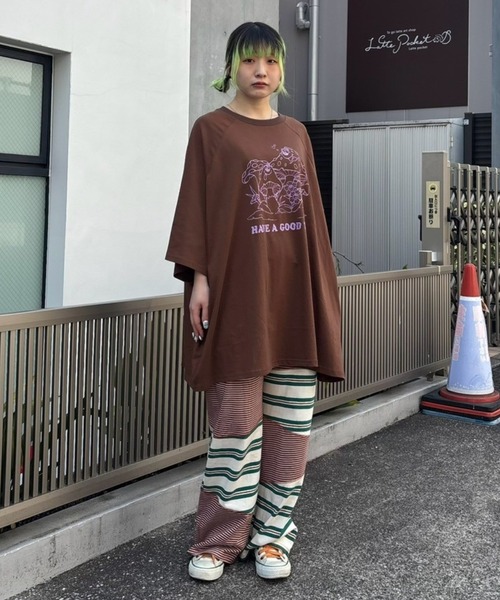 Candy Stripper(キャンディストリッパー)の「MUSHROOM TWINS OVER SIZE RAGLAN トップス(Tシャツ/カットソー・レディース・ライトベージュ/グリーン/ブラウン・FREE)」の18枚目の写真