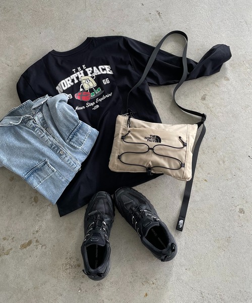 THE NORTH FACE（ザノースフェイス）の「【THE NORTH FACE】BOREALIS SLIM CROSS BAG（ショルダーバッグ・レディース・ブラック/カーキ/ベージュ・FREE）」の7枚目の写真