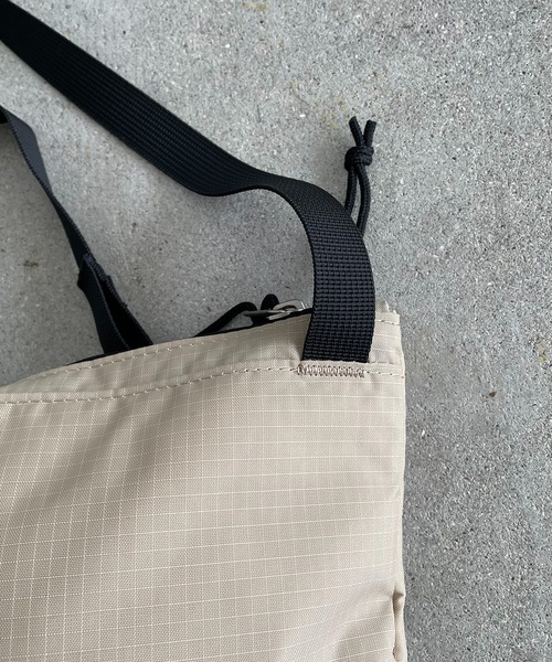 バッグ・カバンその他 [The North Face] BOREALIS SLIM CROSS BAG - LIGHT_BEIGE New THE NORTH FACE BOREALIS SLING BAG LIGHT BEIGE NN2PQ56B
