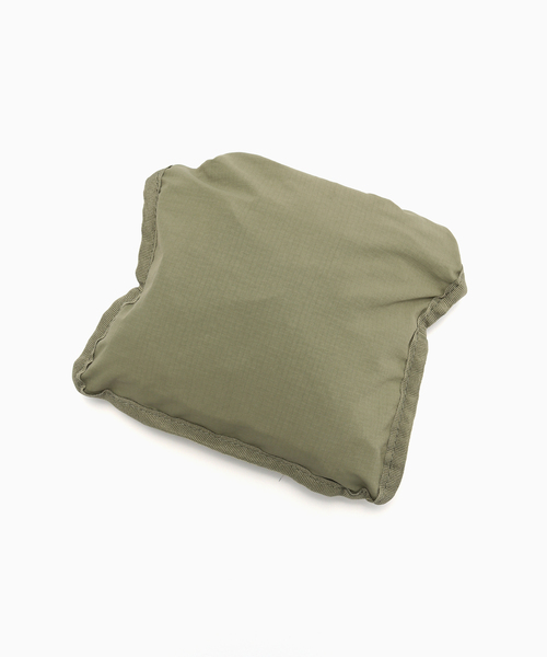 B.C STOCK(ベーセーストック)の「【fellowww / フェロー】別注 パッカブルショルダーバッグ(ショルダーバッグ・メンズ・ブラック/カーキ/レッド・FREE)」の13枚目の写真