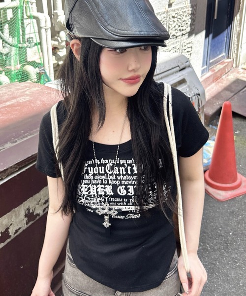 SPINNS(スピンズ)の「フェード加工デニムナップサック/クロスロゴ/Y2K・韓国ストリート/リュック(バックパック/リュック・メンズ・ブラウン/ブラック・ONESIZE)」の11枚目の写真