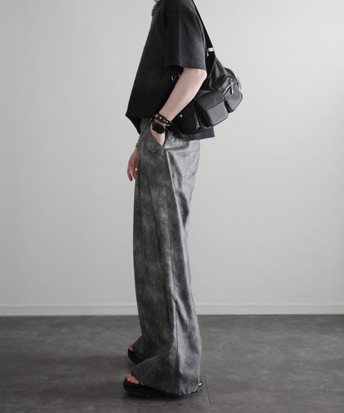 KUUUPY（クーピー）の「Powder-Washed Thermal Distressed T-Shirt - パウダー加工サーマルダメージTシャツ（Tシャツ/カットソー・メンズ・レッド/ブラック・LARGE/MEDIUM/SMALL）」の13枚目の写真