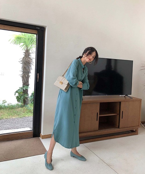 Doula Doula(ドゥーラドゥーラ)の「バンドカラーロングシャツワンピース(シャツワンピース・レディース・ブラック/ブルー・M/L)」の17枚目の写真