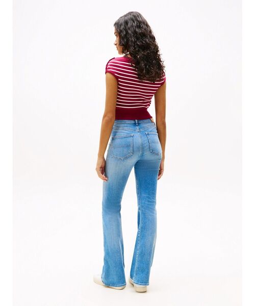 tommy jeans(トミー ジーンズ)の「ハイウエストフレアジーンズ(デニムパンツ・レディース・ブルー・25inch/26inch/27inch)」の4枚目の写真