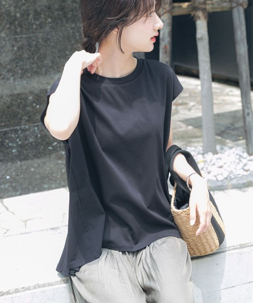 ITEMS URBANRESEARCH（アイテムズ アーバンリサーチ）の「バックティアードフレンチTシャツ（Tシャツ/カットソー・レディース・ライトカーキ/ブラック/チャコールグレー/オフホワイト・FREE）」の2枚目の写真