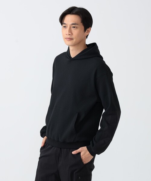 BEAMS GOLF(ビームスゴルフ)の「B.G.THREE / ALL-TINE ワッフル フード プルオーバーシャツ(パーカー・メンズ・ブラック/ホワイト・X-LARGE/LARGE/MEDIUM)」の8枚目の写真