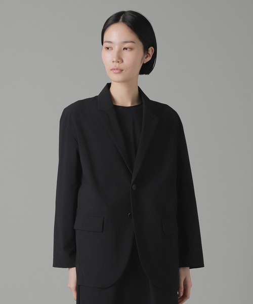 ZUCCa（ズッカ）の「ストレッチリサイクルナイロン / ジャケット / (O)（テーラードジャケット・レディース・ライトブルー/ブラック/ベージュ・M size）」の6枚目の写真