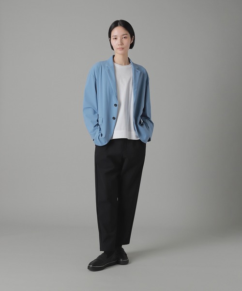 ZUCCa（ズッカ）の「ストレッチリサイクルナイロン / ジャケット / (O)（テーラードジャケット・レディース・ライトブルー/ブラック/ベージュ・M size）」の14枚目の写真