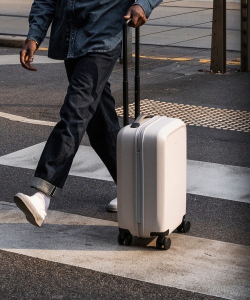 Bellroy(ベルロイ)の「Bellroy/スーツケース Transit Carry-On(スーツケース/キャリーバッグ・レディース・ブラック・ONE SIZE)」の17枚目の写真