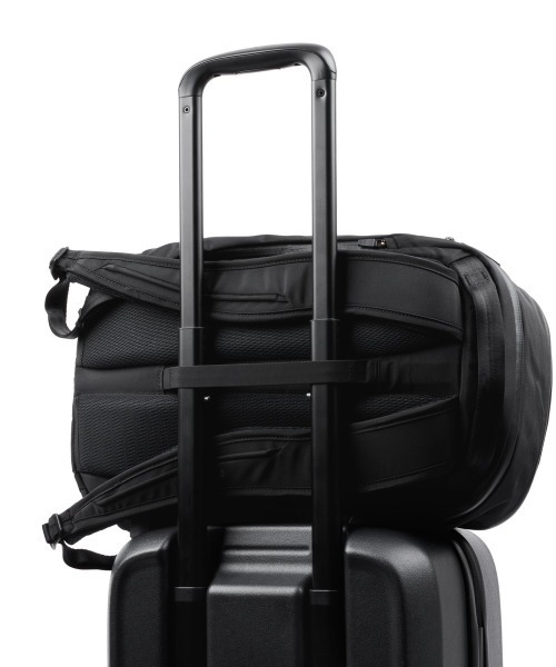 Bellroy(ベルロイ)の「Bellroy/スーツケース Transit Carry-On(スーツケース/キャリーバッグ・レディース・ブラック・ONE SIZE)」の13枚目の写真