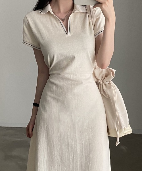 FREE STYLISTS(フリー スタイリスト)の「YUGA_YGMC V-neck polo dress(ワンピース・レディース・オフホワイト/ネイビー・FREE)」の2枚目の写真