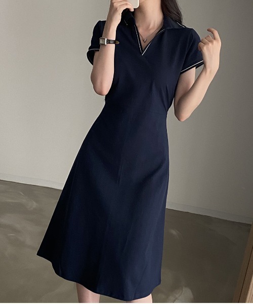 FREE STYLISTS(フリー スタイリスト)の「YUGA_YGMC V-neck polo dress(ワンピース・レディース・オフホワイト/ネイビー・FREE)」の10枚目の写真