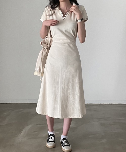 FREE STYLISTS(フリー スタイリスト)の「YUGA_YGMC V-neck polo dress(ワンピース・レディース・オフホワイト/ネイビー・FREE)」の7枚目の写真