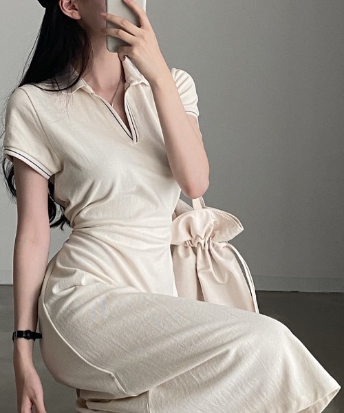 FREE STYLISTS(フリー スタイリスト)の「YUGA_YGMC V-neck polo dress(ワンピース・レディース・オフホワイト/ネイビー・FREE)」の3枚目の写真