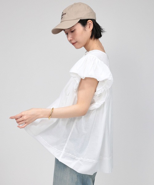 BABYLONE(バビロン)の「【新色予約】フレンチスリーブタックプルオーバーブラウス(Tシャツ/カットソー・レディース・ホワイト/スモークピンク/ネイビー/ブラック/サンドベージュ・フリー)」の12枚目の写真