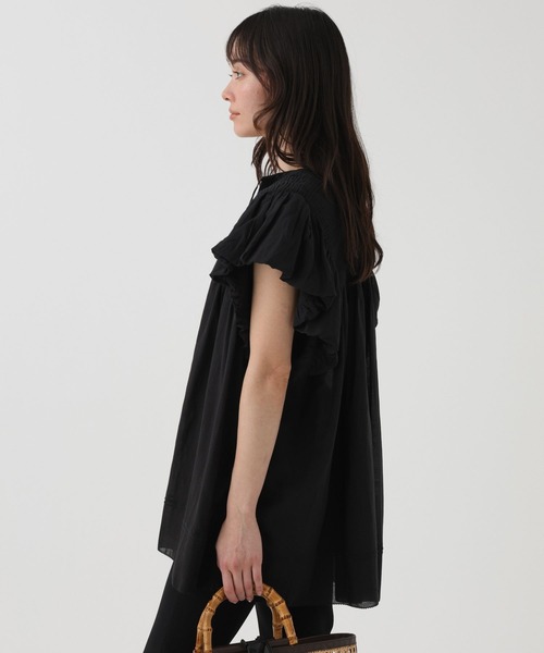 BABYLONE(バビロン)の「【新色予約】フレンチスリーブタックプルオーバーブラウス(Tシャツ/カットソー・レディース・ホワイト/スモークピンク/ネイビー/ブラック/サンドベージュ・フリー)」の17枚目の写真