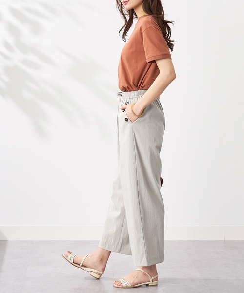 BELLUNA PLUS（ベルーナ）の「サラリ快適！ビンテージワイドパンツ５４（その他パンツ・レディース・ベージュ/ネイビー/チャコール/グレイッシュベージュ・X-LARGE/LARGE/SMALL/MEDIUM）」の22枚目の写真