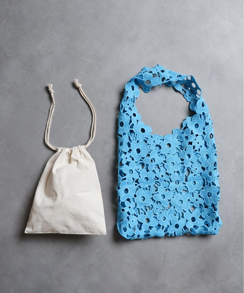 ap retro(アプレトロ)の「エンブロイダリーフラワーレーストート(トートバッグ・レディース・パープル/アイボリー/ブラック/ブルー・FREE)」の12枚目の写真