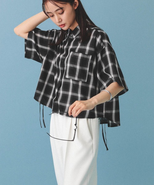 GLOBAL WORK（グローバルワーク）の「MATINEE LINE/チェックドロストシャツ半袖/495658（シャツ/ブラウス・レディース・ダークブラウン/ブラック/オフホワイト・SHORT/REGULAR）」の2枚目の写真