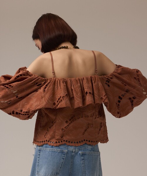 GRACE CONTINENTAL / グレースコンチネンタル カットワークオフショルトップ カットワークオフショルトップ / GRACE CONTINENTAL | GRACE