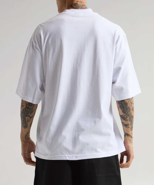SHAKA WeAR（シャカウェア）の「【SHAKA WEAR】7.5oz MAX HEAVYWEIGHT OVERSIZED TEE 7.5オンスヘビーウェイト オーバーサイズ 半袖 無地Tシャツ  SHAKA2521 UNTR（Tシャツ/カットソー・メンズ・チャコールグレー/ライトブラウン/オフホワイト/ブラック/ホワイト・L/M/S/XL）」の7枚目の写真