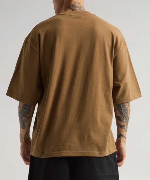 SHAKA WeAR（シャカウェア）の「【SHAKA WEAR】7.5oz MAX HEAVYWEIGHT OVERSIZED TEE 7.5オンスヘビーウェイト オーバーサイズ 半袖 無地Tシャツ  SHAKA2521 UNTR（Tシャツ/カットソー・メンズ・チャコールグレー/ライトブラウン/オフホワイト/ブラック/ホワイト・L/M/S/XL）」の14枚目の写真