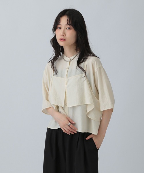 LEPSIM(レプシィム)の「キャミレイヤード5分袖シャツ 575324(シャツ/ブラウス・レディース・ベージュ/チャコールグレー/アイボリー・FREE)」の5枚目の写真