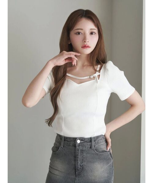 EATME（イートミー）の「ベルテッド パフリブTOP（Tシャツ/カットソー・レディース・ブラック/オフホワイト/グレー・FREE）」の6枚目の写真