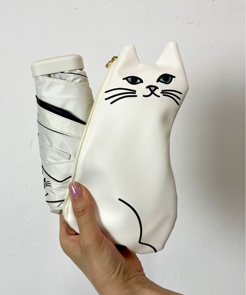 because（ビコーズ）の「【完全遮光100％＆遮熱】-because- 熱中症対策も対応でミニマルなのに高機能！雨の日も、ねこ日和！毎日持ち歩きたい晴雨兼用ネコ傘（折りたたみ傘・レディース・オフホワイト/グレー/ブラック・FREE）」の9枚目の写真