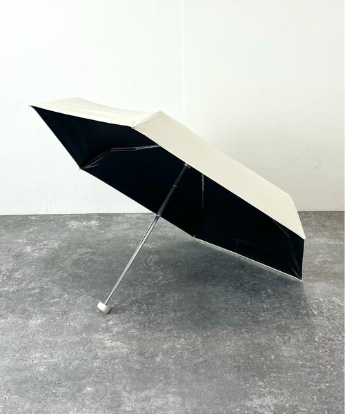 because（ビコーズ）の「【完全遮光100％＆遮熱】-because- 熱中症対策も対応でミニマルなのに高機能！雨の日も、ねこ日和！毎日持ち歩きたい晴雨兼用ネコ傘（折りたたみ傘・レディース・オフホワイト/グレー/ブラック・FREE）」の7枚目の写真