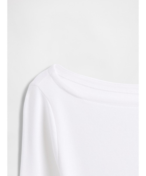 GAP（ギャップ）の「モダン ボートネックTシャツ（Tシャツ/カットソー・レディース・グレー/ブラウン/ホワイト/ブラック・XS/S/M/L/XL/XXS）」の19枚目の写真