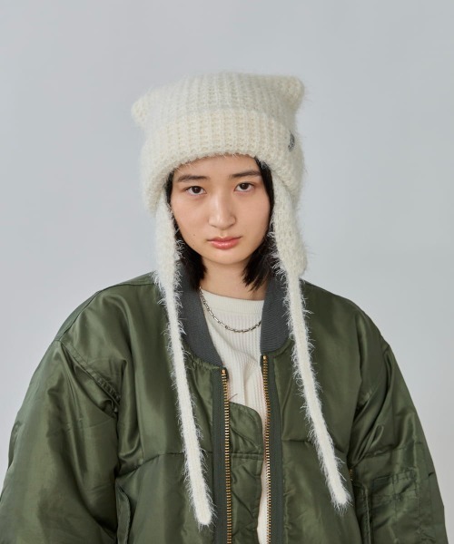 OVERRIDE（オーバーライド）の「OVERRIDE  KNIT FLUFFY CAT GUIDE / オーバーライド（ニットキャップ/ビーニー・レディース・ブラック/ピンク/ホワイト/ブルー・57~59cm）」の5枚目の写真