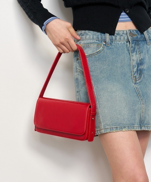 【韓国人気】GENERAL IDEA square rivet shoulder bag 2カラー GENERAL IDEA/ジェネラルアイディア square rivet shoulder bag