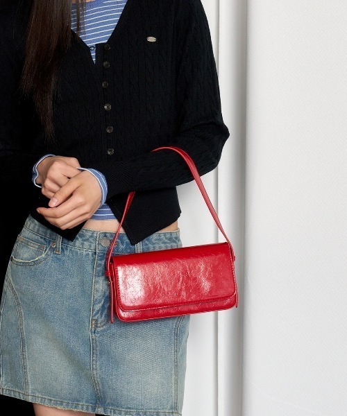 GENERAL IDEA（ジェネラルアイデア）の「GENERAL IDEA/ジェネラルアイディア square rivet shoulder bag ショルダーバッグ（ショルダーバッグ・レディース・ブラック/レッド/クリーム・FREE）」の15枚目の写真