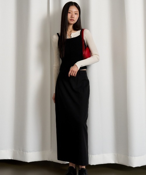 GENERAL IDEA（ジェネラルアイデア）の「GENERAL IDEA/ジェネラルアイディア square rivet shoulder bag ショルダーバッグ（ショルダーバッグ・レディース・ブラック/レッド/クリーム・FREE）」の5枚目の写真