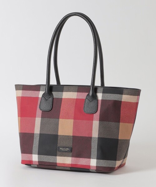 BLUE LABEL CRESTBRIDGE(ブルーレーベルクレストブリッジ)の「クレストブリッジチェックPVCトート(トートバッグ・レディース・レッド/ベージュ系その他/ダークネイビー・FREE)」の1枚目の写真