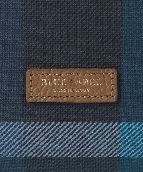 BLUE LABEL CRESTBRIDGE(ブルーレーベルクレストブリッジ)の「クレストブリッジチェックPVCトート(トートバッグ・レディース・レッド/ベージュ系その他/ダークネイビー・FREE)」の11枚目の写真