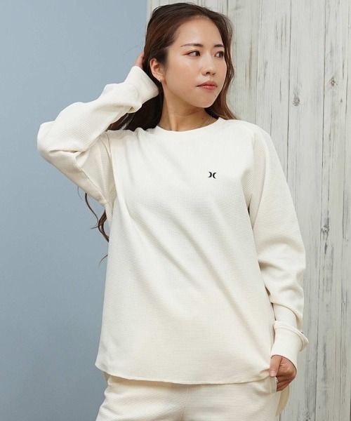 Hurley (ハーレー)の「Hurley/ハーレー 長袖 Tシャツ ロンT サーマル ワッフル素材 ロゴ ワンポイント セットアップ対応 THERMAL LS TEE WCLS252046(Tシャツ/カットソー・レディース・オフホワイト/ブラック/マルーン・M)」の7枚目の写真
