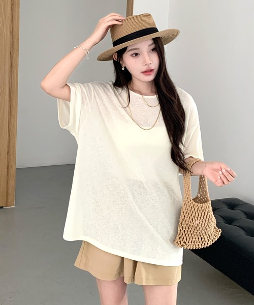 by LEGNA(バイレグナ)の「シアー半袖Tシャツ(Tシャツ/カットソー・レディース・グレー系/アイボリー系/ホワイト系/ブラック/アイボリー/スカイブルー/ホワイト/ライトグレー/ライトグレー系/スカイブルー系/ピンク/ピンク系/ブラック系/ブルー系/イエロー/ブルー/ホワイト×イエロー/ホワイト×ブルー/ホワイト×グレー/ブラック×ホワイト・M-Short/L-Short/FREE/MEDIUM/LARGE)」の3枚目の写真