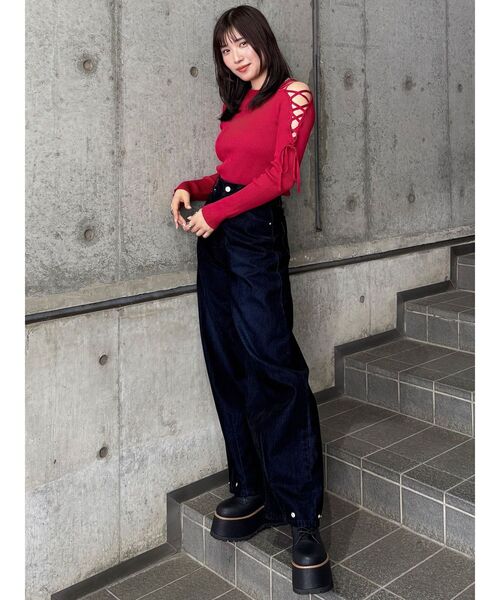 MURUA（ムルーア）の「デコルテレースアップリブニット（ニット/セーター・レディース・ブラック/ブラウン/レッド/ブルー・FREE）」の22枚目の写真