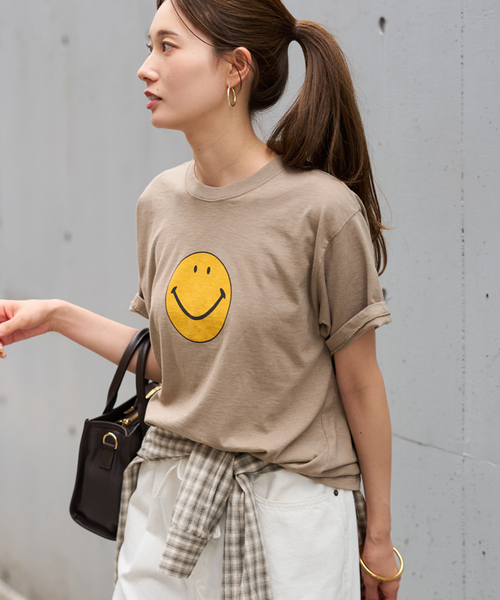 FRAMeWORK（フレームワーク）の「≪追加≫SMILE TEE（Tシャツ/カットソー・レディース・ベージュ/コバルトブルー/イエロー/チャコールグレー・FREE）」の10枚目の写真