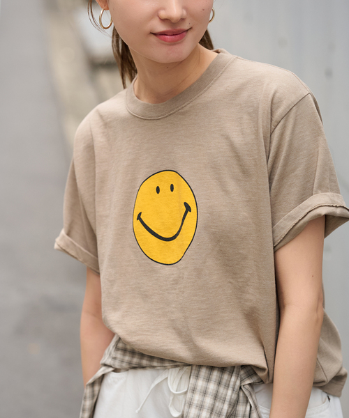 FRAMeWORK（フレームワーク）の「≪追加≫SMILE TEE（Tシャツ/カットソー・レディース・ベージュ/コバルトブルー/イエロー/チャコールグレー・FREE）」の13枚目の写真