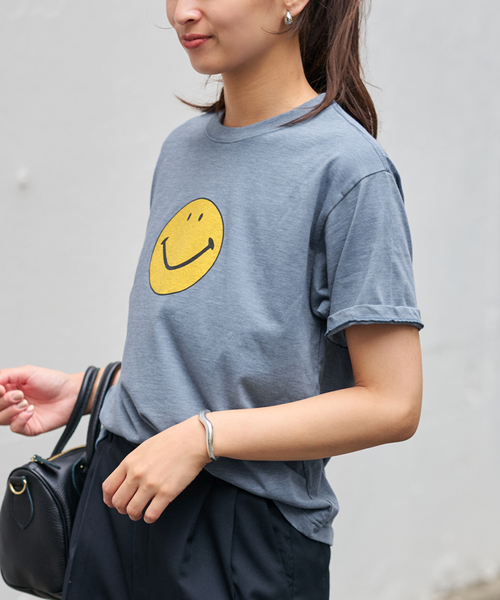 FRAMeWORK（フレームワーク）の「≪追加≫SMILE TEE（Tシャツ/カットソー・レディース・ベージュ/コバルトブルー/イエロー/チャコールグレー・FREE）」の18枚目の写真
