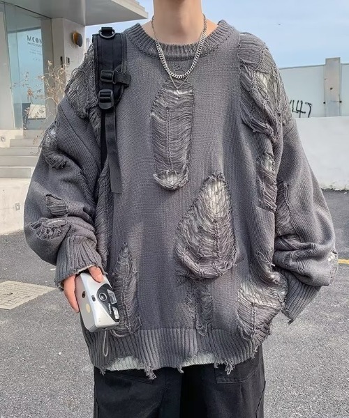 lilful(リルフル)の「ダメージクラッシュ加工 ビッグニットプルオーバー(ニット/セーター・メンズ・ブラック/グレー・M)」の2枚目の写真