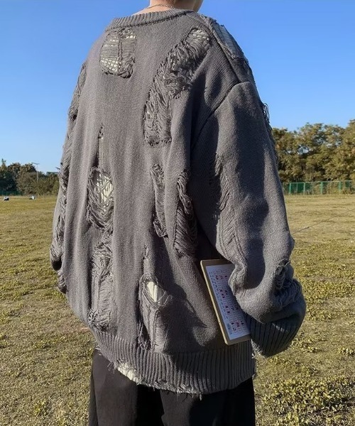 lilful(リルフル)の「ダメージクラッシュ加工 ビッグニットプルオーバー(ニット/セーター・メンズ・ブラック/グレー・M)」の4枚目の写真