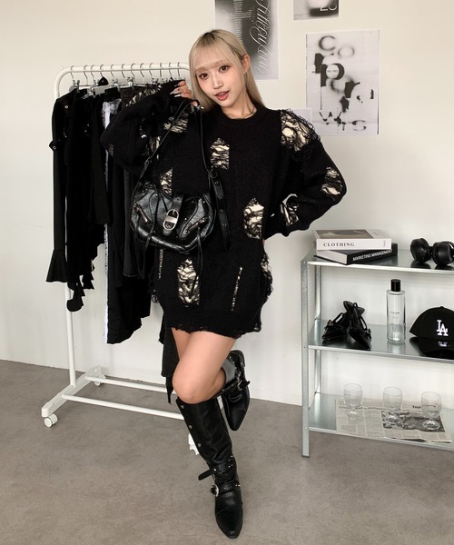 lilful(リルフル)の「ダメージクラッシュ加工 ビッグニットプルオーバー(ニット/セーター・メンズ・ブラック/グレー・M)」の9枚目の写真