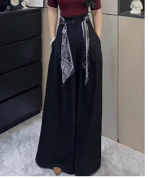 cammie(キャミー)の「スカーフ付きワイドパンツ(その他パンツ・レディース・ブラック/ダークグレー・F)」の12枚目の写真